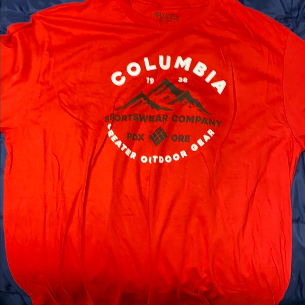 Columbia Short Sleeve T-Shirt